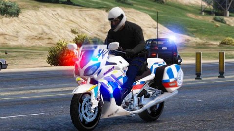 警察摩托车追逐2021好玩吗 警察摩托车追逐2021玩法简介