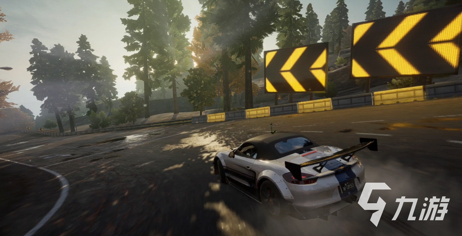 赛车游戏排行榜前十名2025 火爆的赛车手游推荐