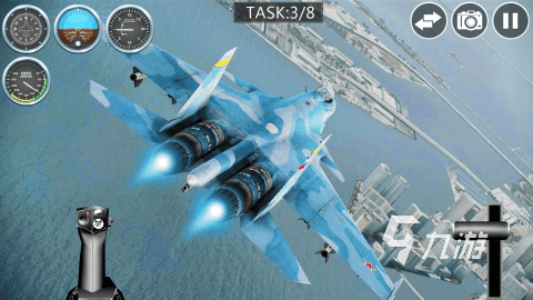 2025年高画质高拟真度飞行模拟器游戏推荐：可玩性强、沉浸感足的热门佳作