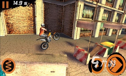 一款很老的骑摩托车闯关游戏叫什么 2025刺激的摩托车闯关游戏盘点