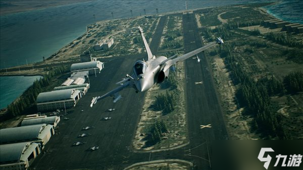 《皇牌空战7》确认联动《壮志凌云2》 DLC春季上线