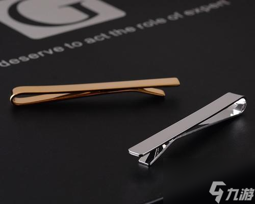 《灵媒》游戏领带夹位置揭秘！（领带夹的重要性和正确佩戴方法）