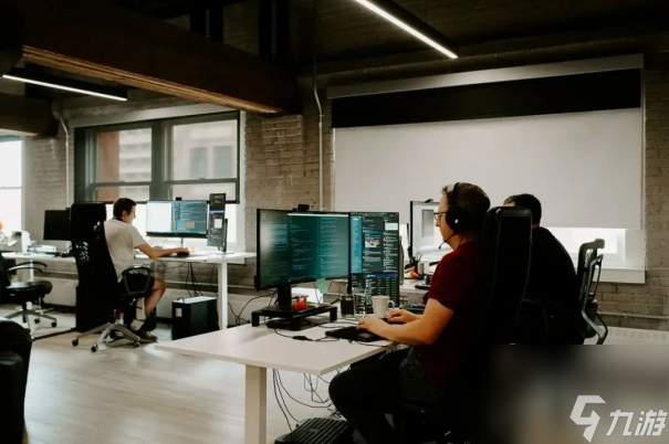 《夜莺传说》今日上线Steam，生存氛围感十足的SOC