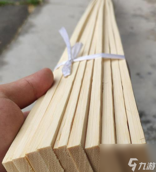 竹林乘风（探索游戏中的折扇艺术）