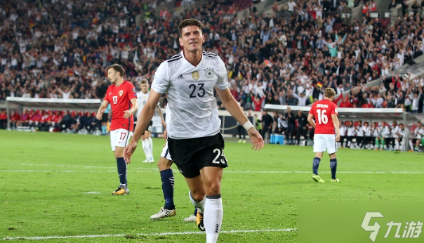 FC足球世界FC那些事：146能力值奖杯巨人团队1球员推荐 上