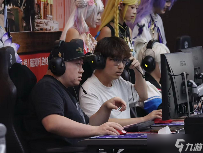 螃蟹游戏服务网“五一网吧”快闪圆满落幕，游戏盛宴掀起杭城狂欢浪潮