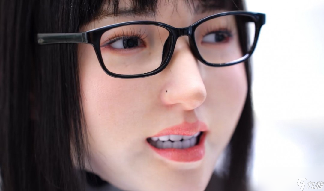 松延动力新一代女机器人面部表情逼真 近观太震撼