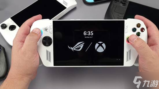 Xbox要出掌机！斯宾塞盛赞竞品：NS和SteamDeck在掌机领域很辉煌