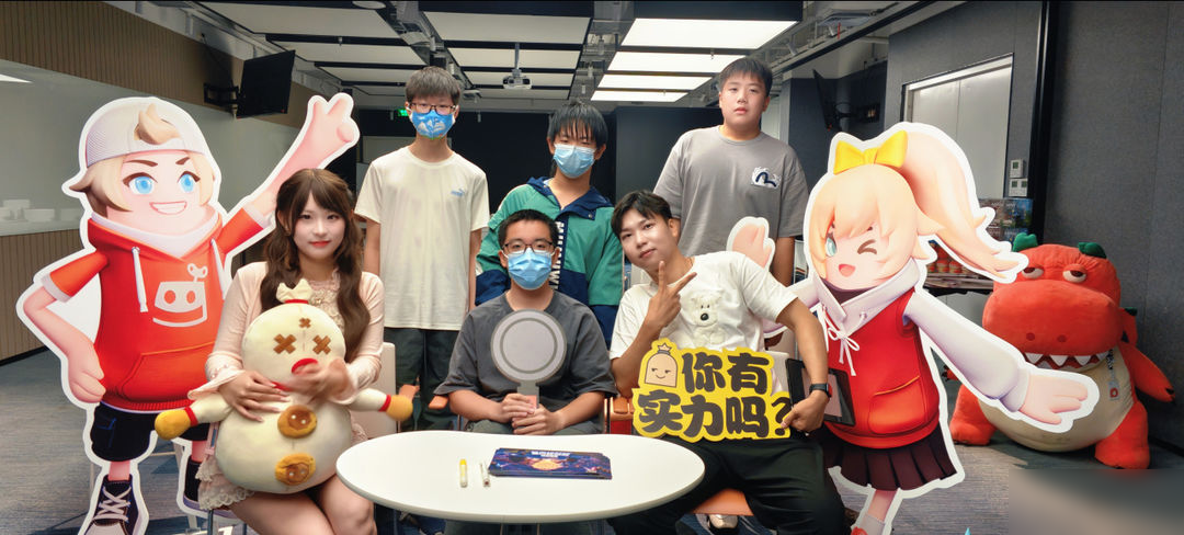 不知道怎么“苟”到决赛圈?看“苟王”陈大锤现场教学!