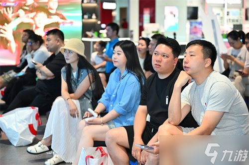 《魔灵召唤》首次登陆沈阳，人气选手集结，现场气氛火热！