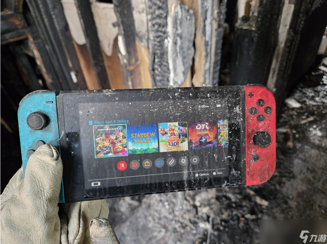 游戏机界的"不死小强"：任天堂Switch经历火灾奇迹生还
