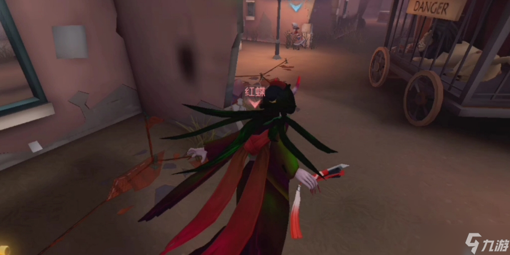 <a id='link_pop' class='keyword-tag' href='https://www.9game.cn/dwrg/'>第五人格</a>怎样牵制红夫人