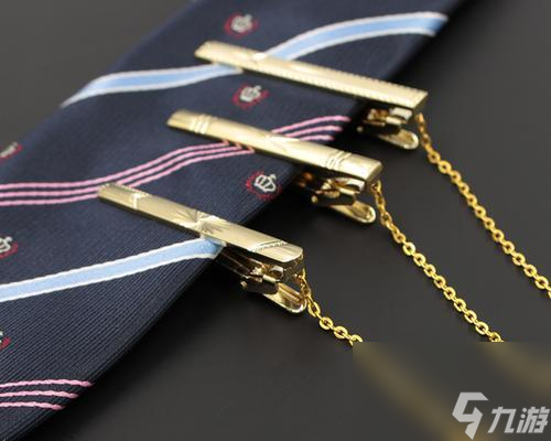 靈媒游戲領(lǐng)帶夾在哪（探索靈媒游戲的服裝細(xì)節(jié)）