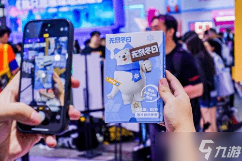 大白熊出没！世纪华通《无尽冬日》展台打造夏日冰爽打卡点