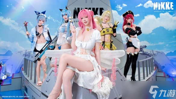 东京Comic Market《胜利女神 妮姬》展位泳装造型吸睛