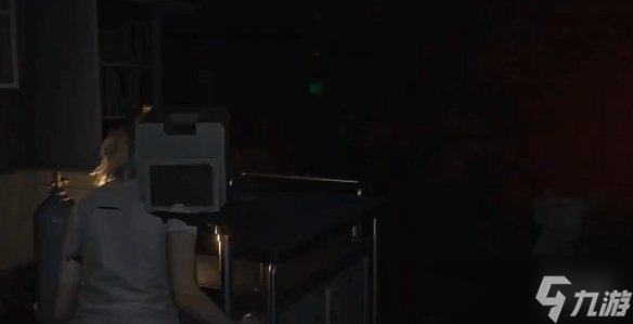 也太智能了！《生化危机9》怪物会突然把东西扔过来