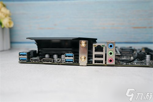 又一款开放世界大作，艾尔莎BOWMID B760 PRO D4和你玩转《四海兄弟：故乡》