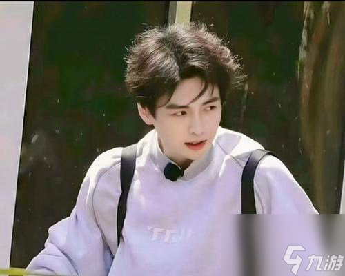 《醒醒吧废柴》 游戏中的教育意义与社会责任