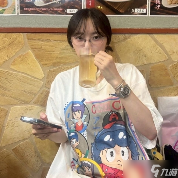 《寂静岭f》女主脸模新美图：甜美可爱令人心动！