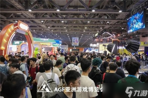 国风破壁，月下共赏~益世界2025CICF×AGF打造了一场跨越次元的国风盛宴
