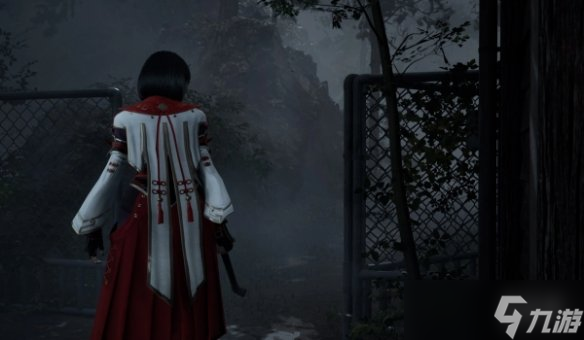 《寂靜嶺f》怪獵聯(lián)動MOD！愛麗絲身著炎火村禮服，在迷霧中揮動太刀