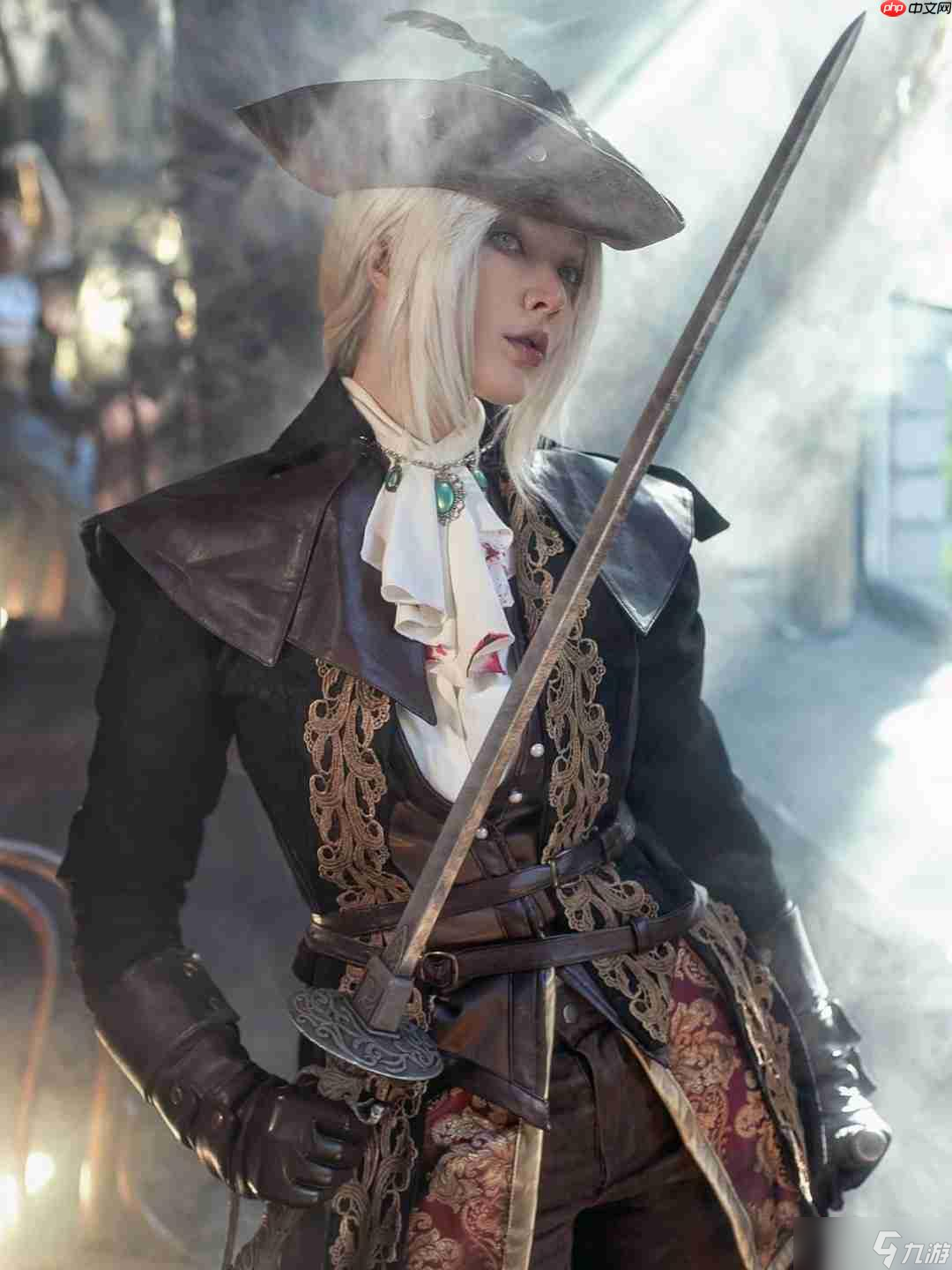 Coser神還原《血源詛咒》瑪利亞 落葉中的致命優(yōu)雅