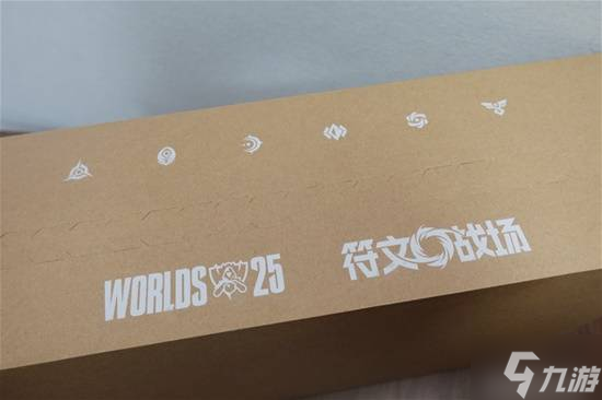 LOL符文戰(zhàn)場(chǎng)全球總決賽限定禮盒開(kāi)箱 傳奇提莫登場(chǎng)