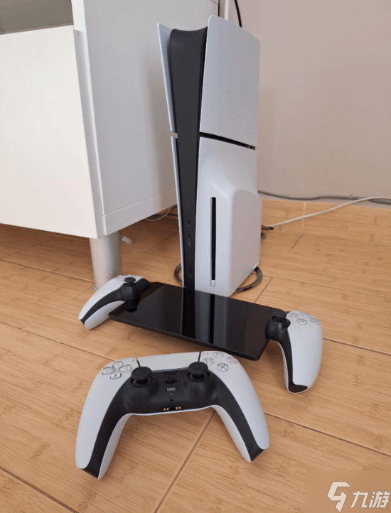 玩家买PS5后谈感受 年少不知PS好 错把PC当成宝