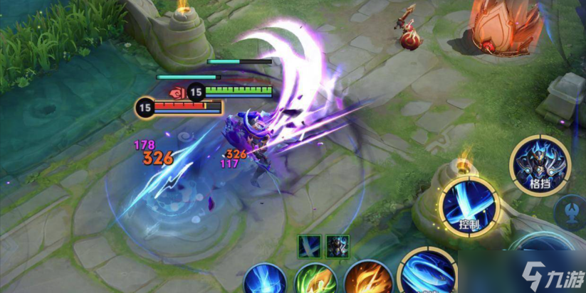 王者荣耀铠的出装思路是什么