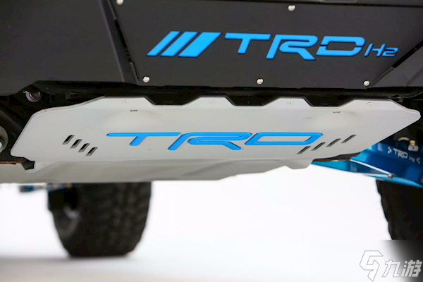 丰田推出全新氢动力皮卡，排出的“废水”竟能洗澡！