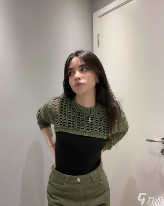 巴西“瓦学姐”比赛卖萌爆火 网友:我恋爱了!