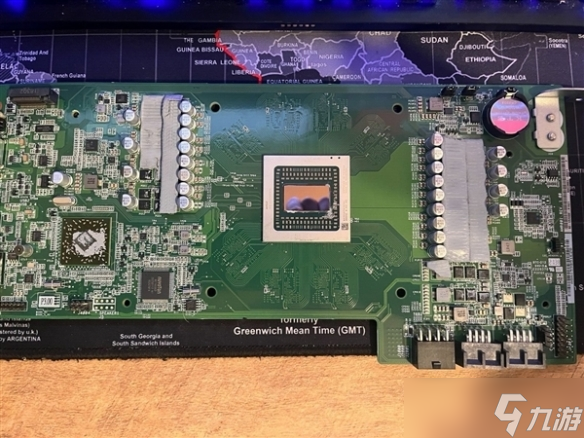 “PS5显卡”名不虚传！挖矿显卡BC-250竟能流畅玩3A