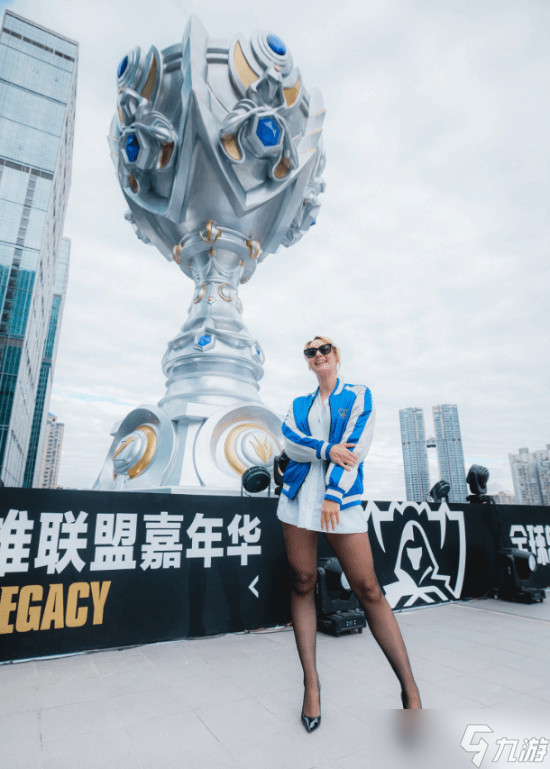 Eefje见证英雄联盟2027年S赛决赛，KT对阵T1巅峰对决