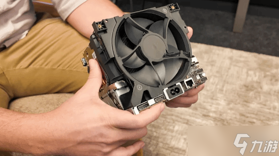 PC Gamer揭秘Steam主机内部构造：创意十足 设计精巧