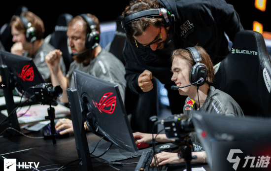 队友不给力！donk赛点绝境打出惊天1v5 仍输掉比赛