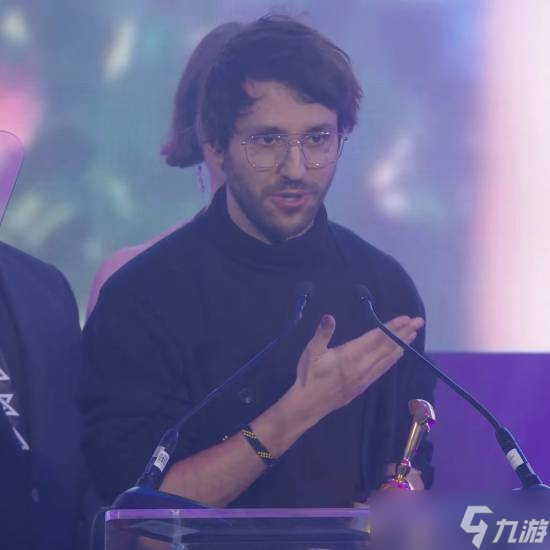 光与影团队力荐超英派遣中心引爆网络热议