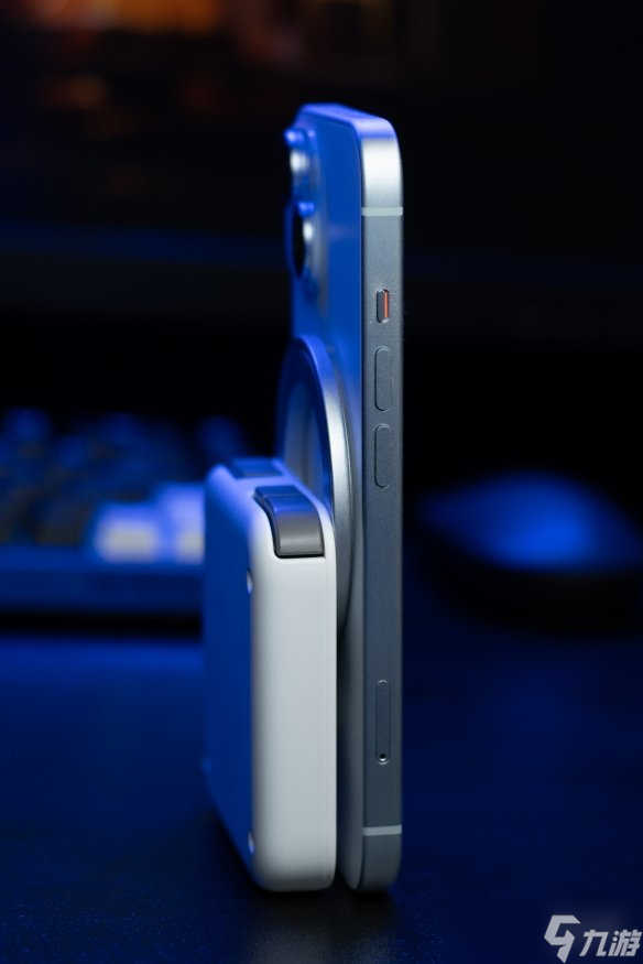 磁吸手柄abxylute M4登场 手机秒变掌机还原实机手感