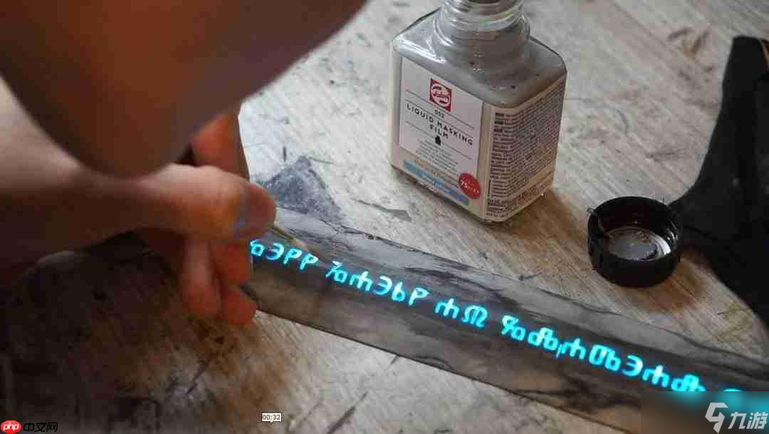 太帅了! 粉丝用传统工艺自制《巫师4》希里cos服