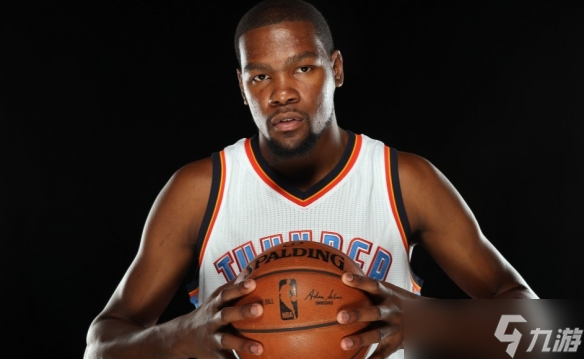 NBA球星凯文·杜兰特盛赞《NBA 2K26》：手感更顺了！