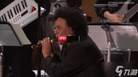 TGA2025名场面："笛子哥"佩德罗回归 演奏奇葩乐器抢镜全场！