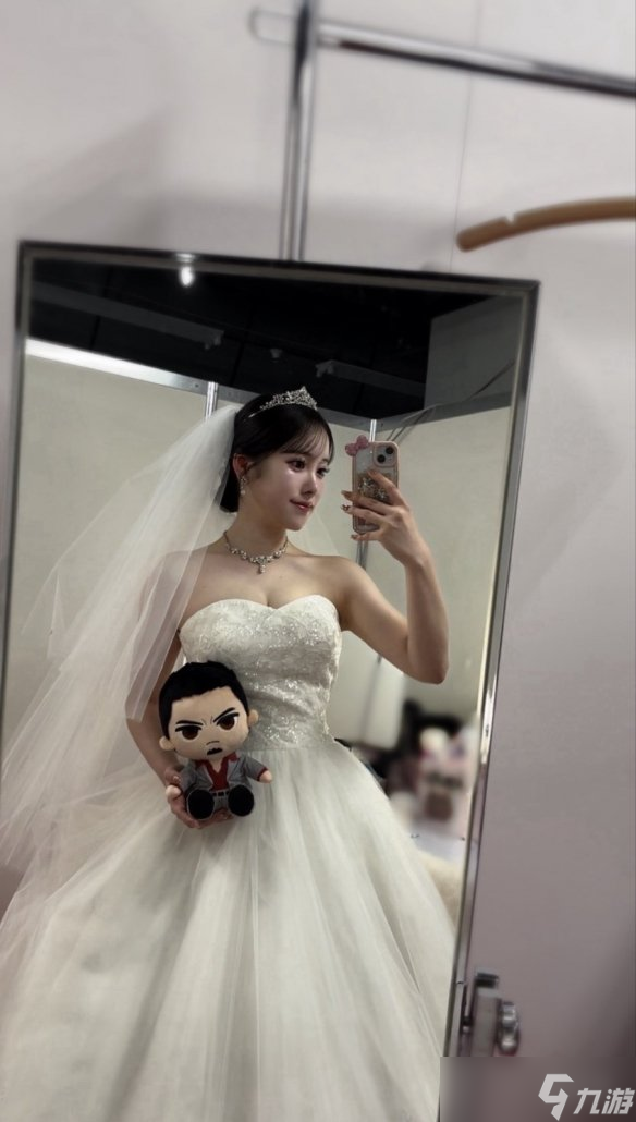 《如龙》系列20周年!美女粉丝竟和桐生一马“结婚”了